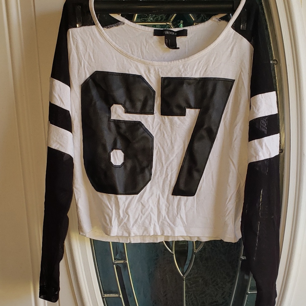 Forever 21 juniors throwback Jersey T
